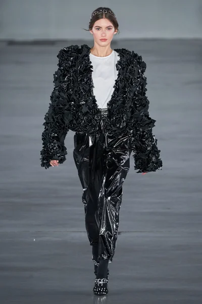 Look 83